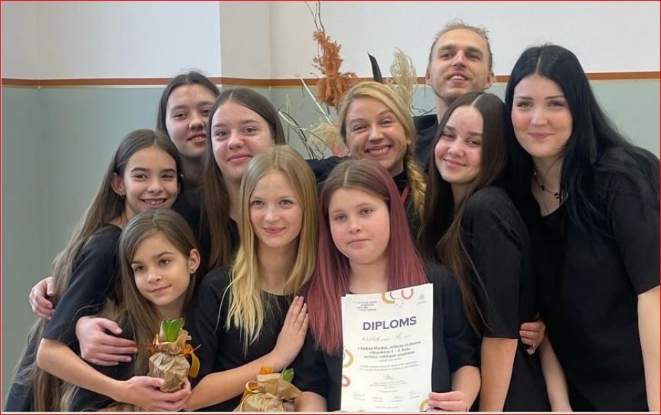 LMMDV kora klases meiteņu ansamblis izcīna vietu konkursa "Balsis 2025" finālā