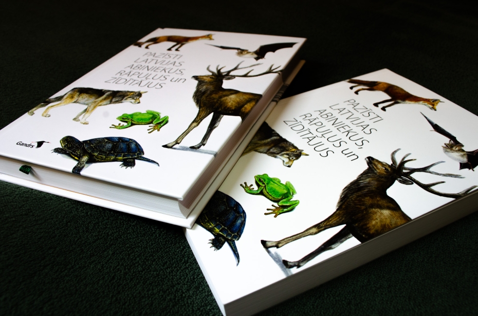 Iznākusi jauna grāmata par Latvijā sastopamajiem abiniekiem, zīdītājiem un rāpuļiem