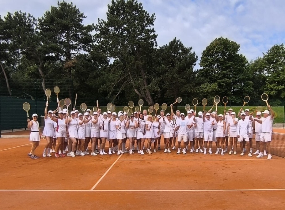 Tenisa kortos Jūrmalas parkā notiks tradicionālais "Vintage Slam" tenisa turnīrs
