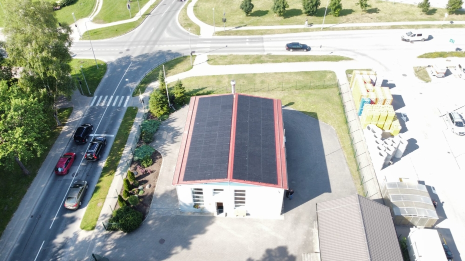  “Liepājas ūdens” uzsāk ekspluatēt divas jaunas saules elektrostacijas