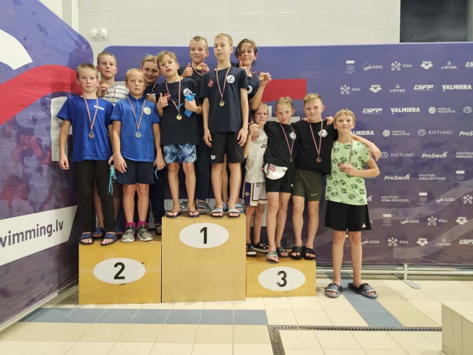 Jaunajiem Liepājas peldētājiem veiksmīgi starti   