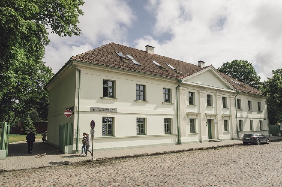 Liepājnieki aicināti piedalīties aptaujā "Iedzīvotāju paldies” sociālajiem darbiniekiem
