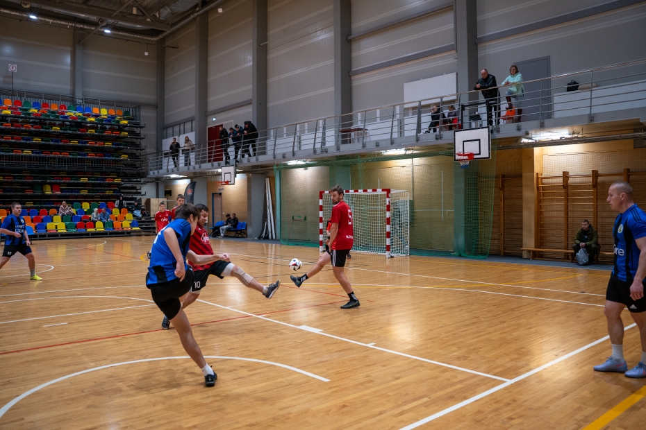 Aizvadīta WindUp.lv Liepājas amatieru telpu futbola čempionāta trešā kārta
