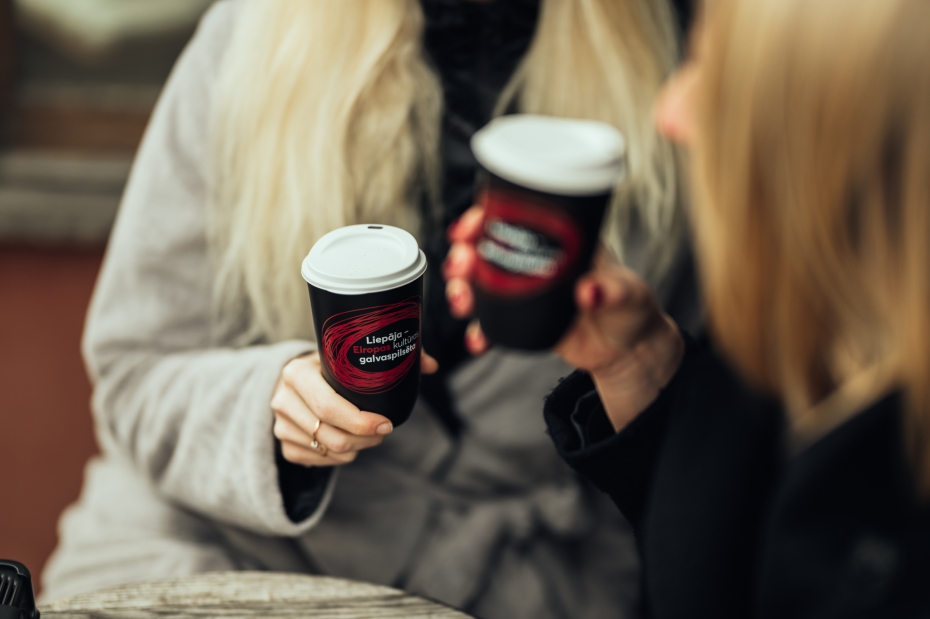 Uzņēmējus aicina uz semināru par atkārtoti lietojamo dzērienu glāžu sistēmas ieviešanu 