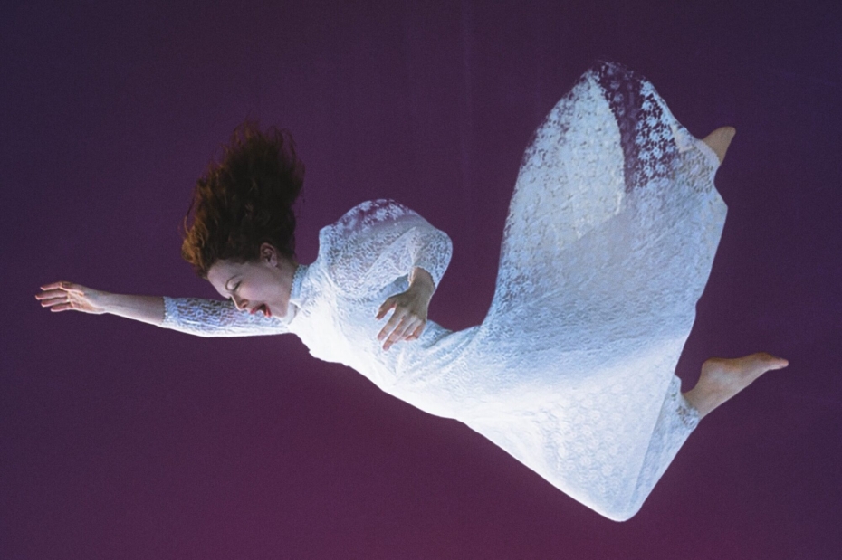 Aicina piedzīvot poētisko performanci “Vēstules purpurā tītas”