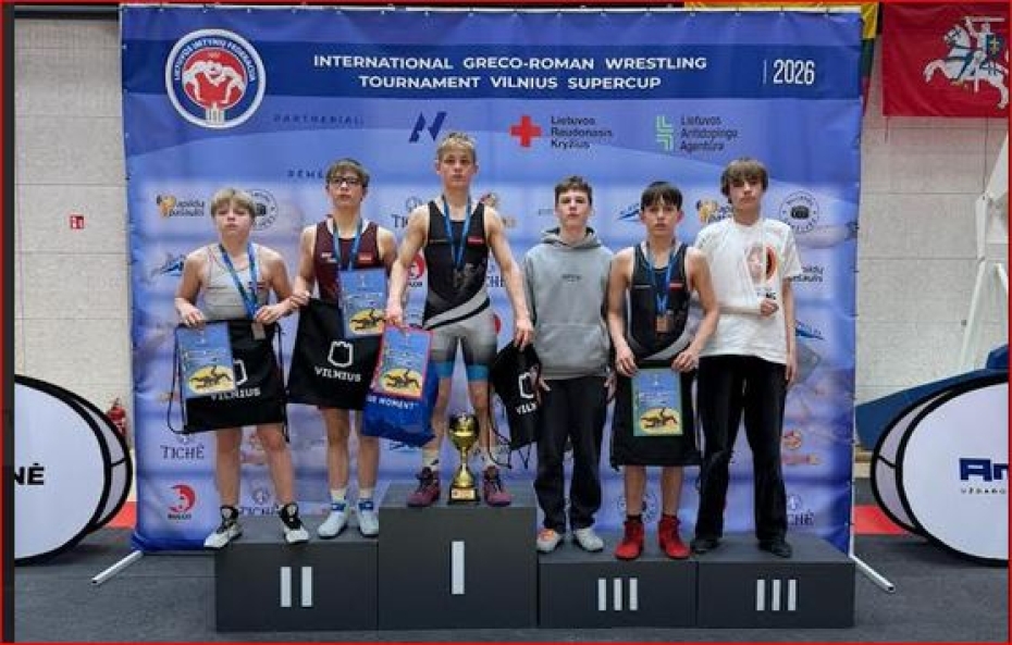      Cīkstoņi gatavojas U15 Eiropas čempionātam