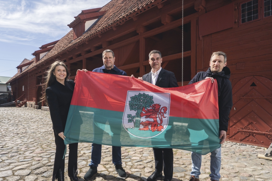 Liepājā sumina ēku – kultūras pieminekļu – īpašniekus par paveikto namu restaurācijā