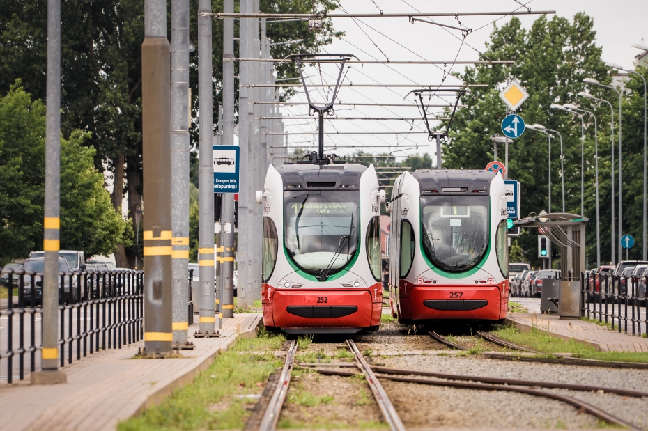 Apstiprināta jaunā sabiedriskā transporta braukšanas maksas sistēma Liepājā