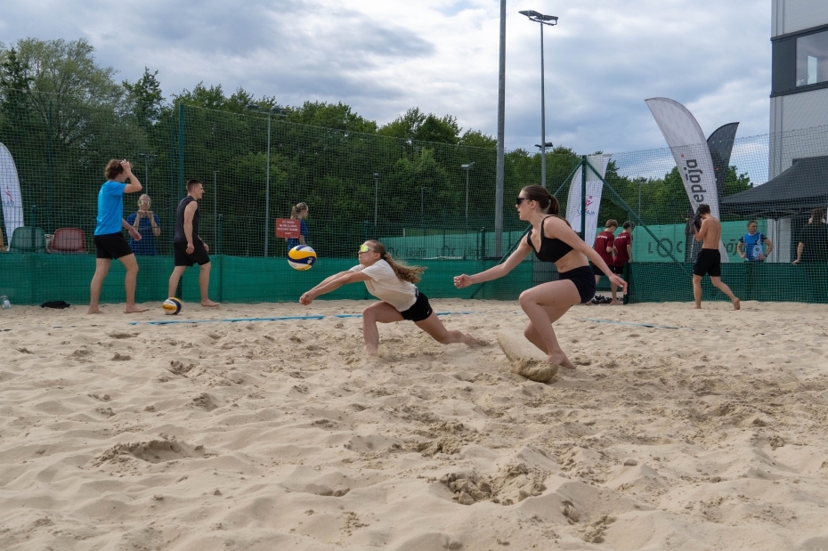 Noslēgusies Liepājas atklātā čempionāta pludmales volejbolā “Smilšu Bums” sezona