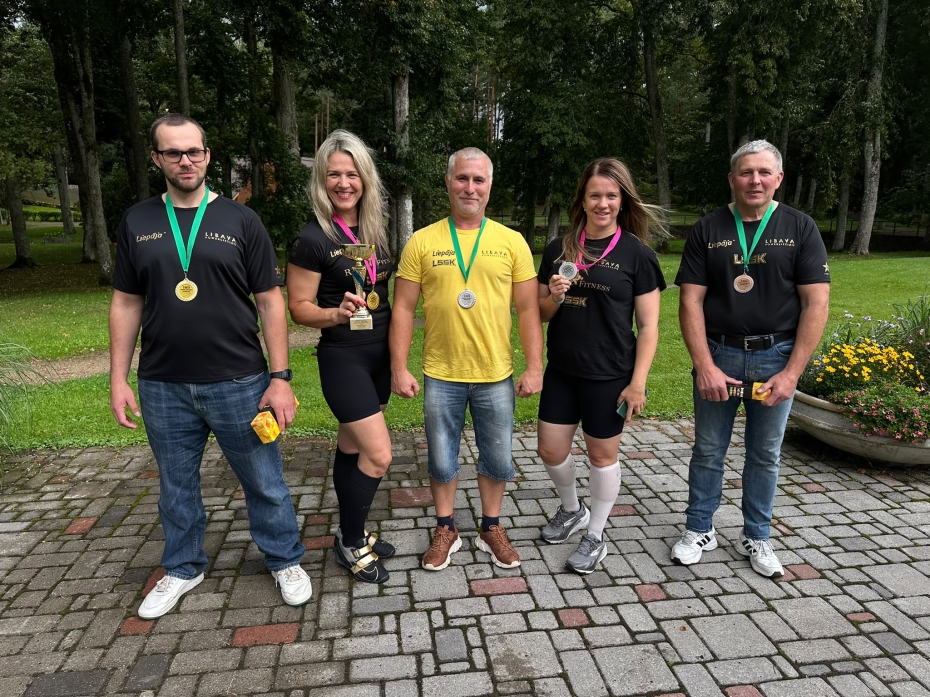 Noslēdzies Valda Alksnīša piemiņai veltītais Rembates čempionāts spiešanā guļus