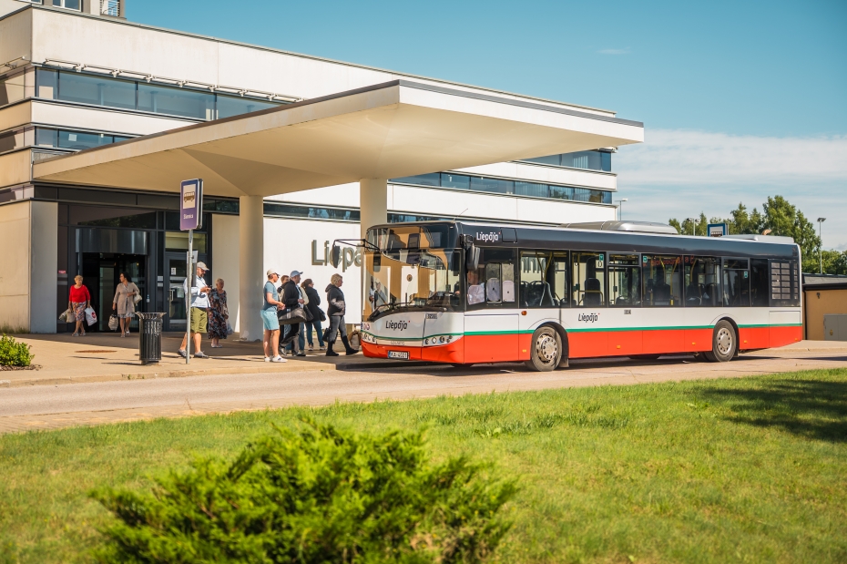 Augustā Liepājas sabiedriskajā transportā par 15,6% vairāk braucienu nekā pērn