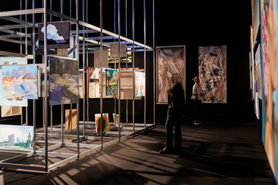 Liepājas mākslinieces pārstāvēs Liepāju pop-up mākslas izstādē “Artists Runway” Rīgā