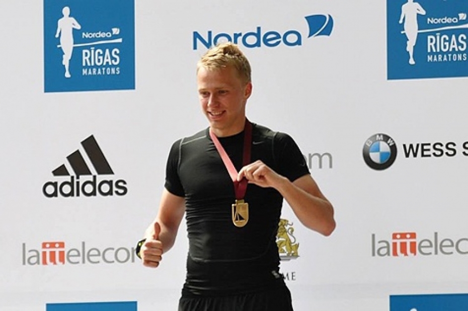 Elans Zīverts iecelts par Tenisa sporta skolas direktoru