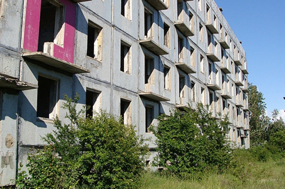 Nojauks pēdējos Karostas daudzstāvu graustus