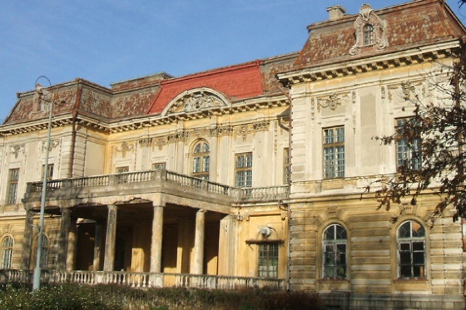 Atbalsta Virsnieku saieta nama avārijas situācijas novēršanu