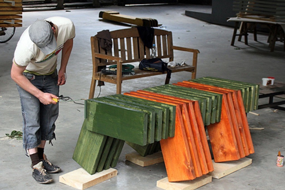 Iedzīvotāju vērtējumam nodos mākslinieku radītos soliņus