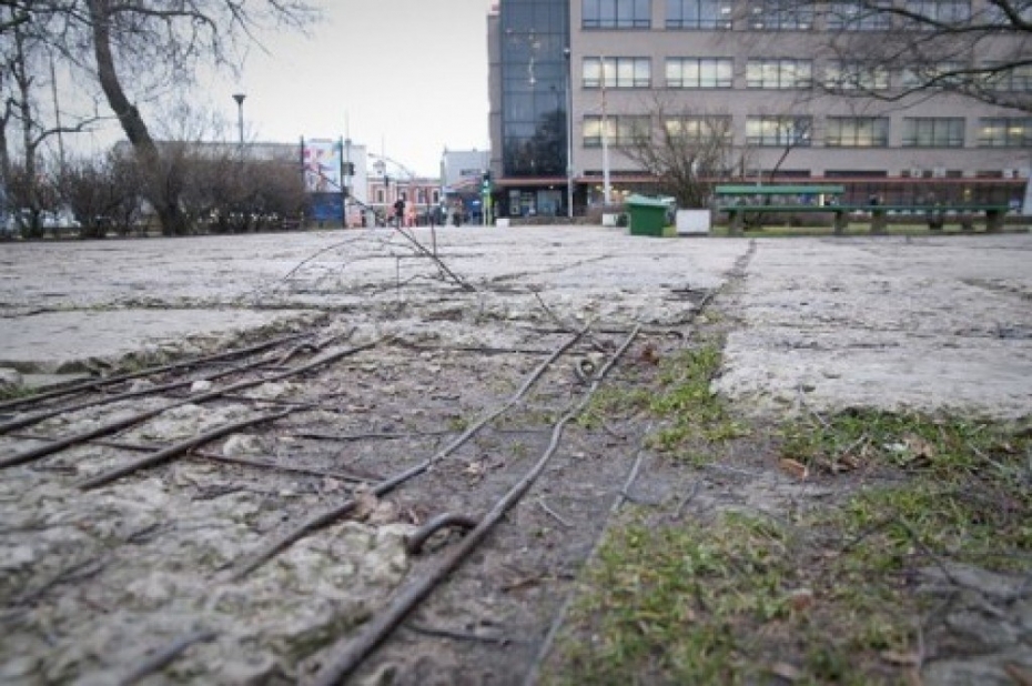 Čakstes laukuma un Lielās ielas skvēra rekonstruētāji pieteikušies