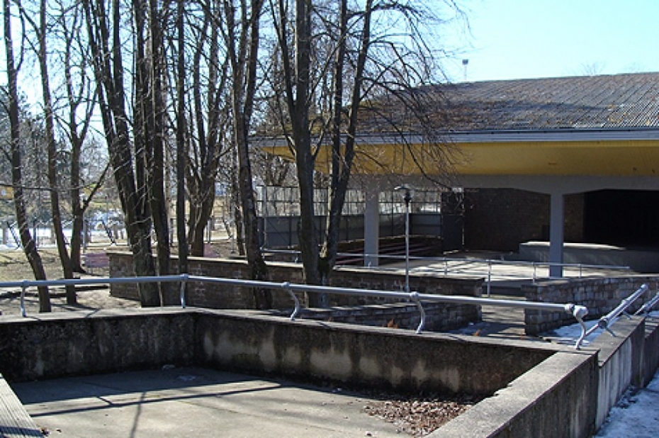 Dome gaida iedzīvotāju viedokli par koku izciršanu