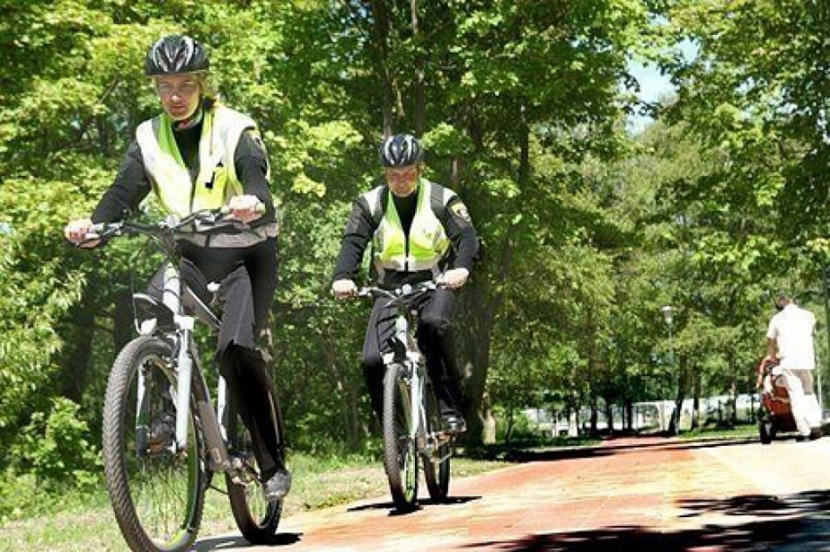 Darbu sāk pašvaldības policijas velopatruļas