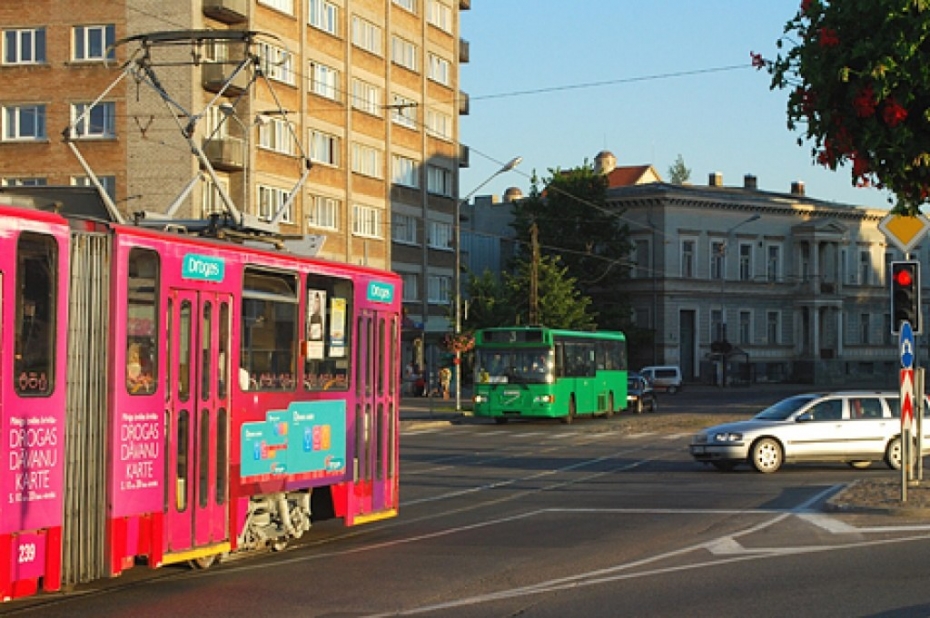 Sabiedriskais transports sāks kursēt pēc vasaras grafika