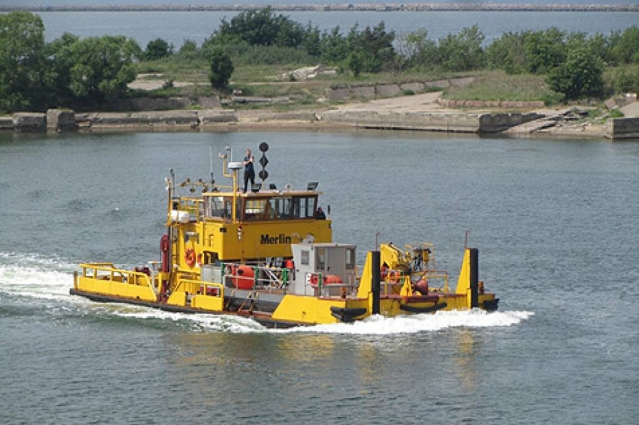 Uzsāk metāla priekšmetu meklēšanu Karostas kanāla