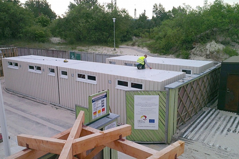 Glābšanas stacijas teritorijā uzstāda ģērbtuvju moduļus