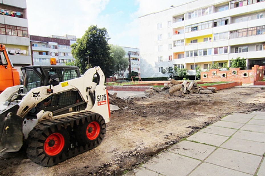 Sāk iekšpagalma vērienīgu rekonstrukciju (galerija)