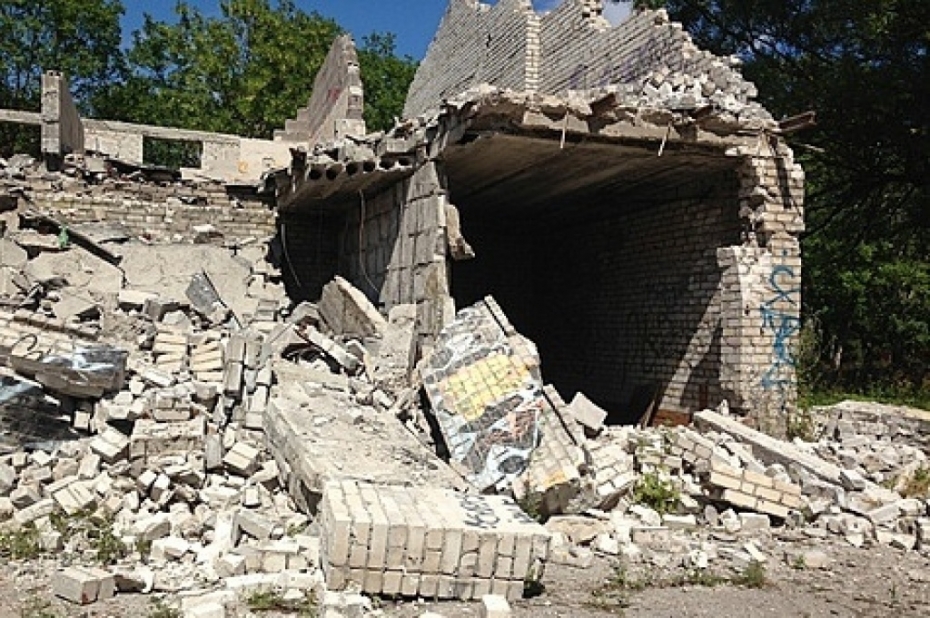 Izvērtē graustu sakārtošanas procesu Liepājā