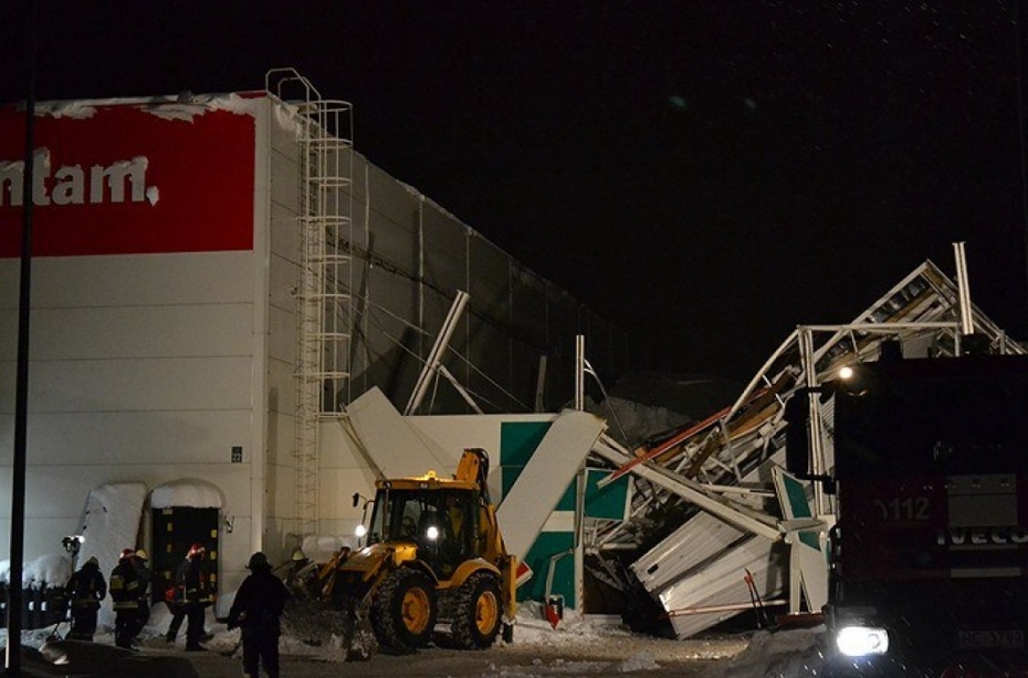 Divi no četriem  jumtu iebrukšanas gadījumiem – Liepājā