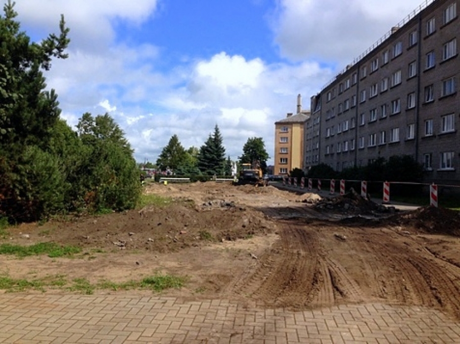 Par 50 000 eiro sakārtos teritoriju pretī "Lielajam dzintaram"